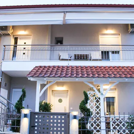 Comfy Apartments Nikiti  Exterior photo