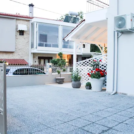 Comfy Apartments Nikiti  Exterior photo